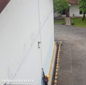 Studi Kasus Pemasangan Penangkal Petir pada Fasilitas Industri: Tahapan Instalasi hingga Sistem Siap Digunakan